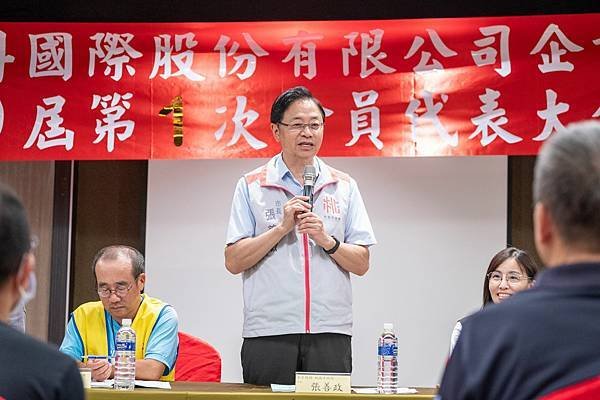 桃園市政府 張善政市長、蘇俊賓、王明鉅副市長、詹榮鋒秘書長：