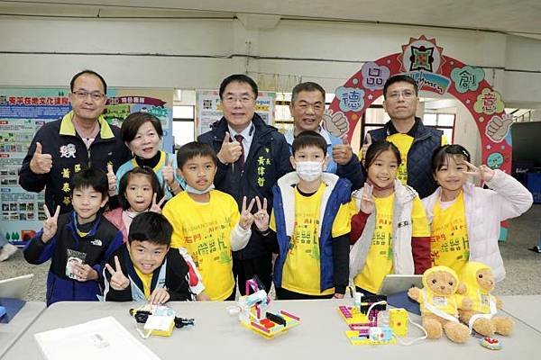 臺南市政府 黃偉哲市長、趙卿惠、葉澤山副市長、方進呈秘書長、