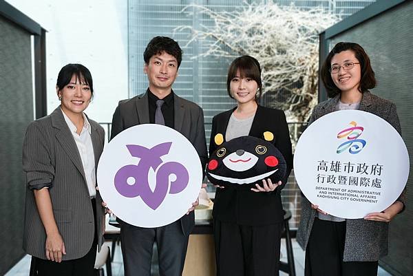 高雄市政府 陳其邁市長、林欽榮、羅達生、李懷仁副市長、郭添貴