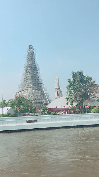 2004.JPG