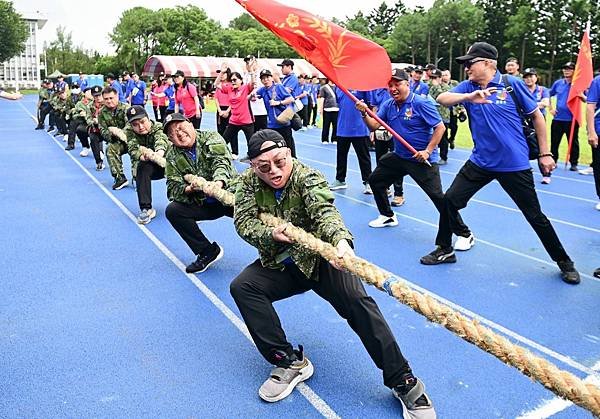 桃園市政府 張善政市長、蘇俊賓、王明鉅副市長、詹榮鋒秘書長：