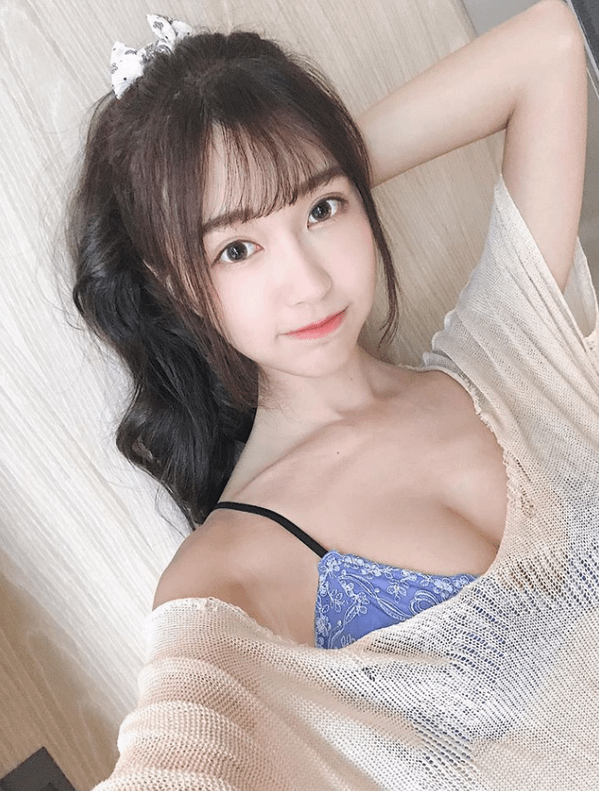 黃上晏寫真