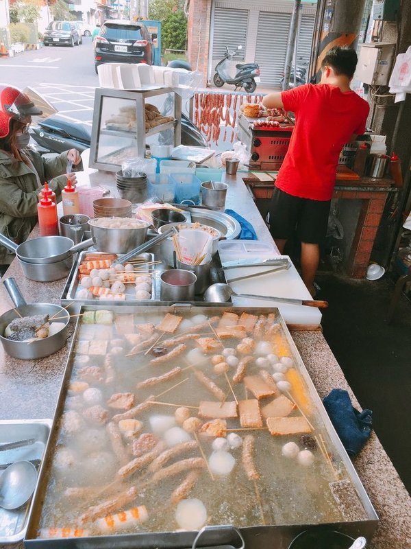 高雄必吃美食阿蘭麵店(鳳儀書店)