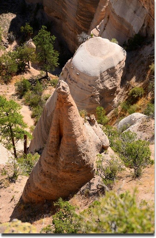 Above the tent rocks, seen from the upper part of the Slot Canyon Trail (16)