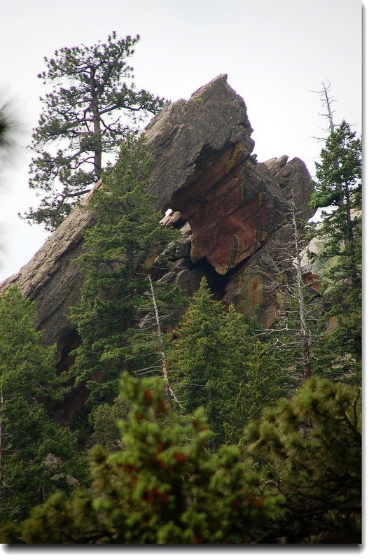 Overlooking Royal Arch from the Royal Arch trail