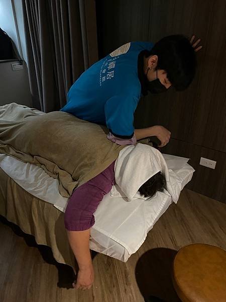 LINE_ALBUM_massage_220414_36.jpg