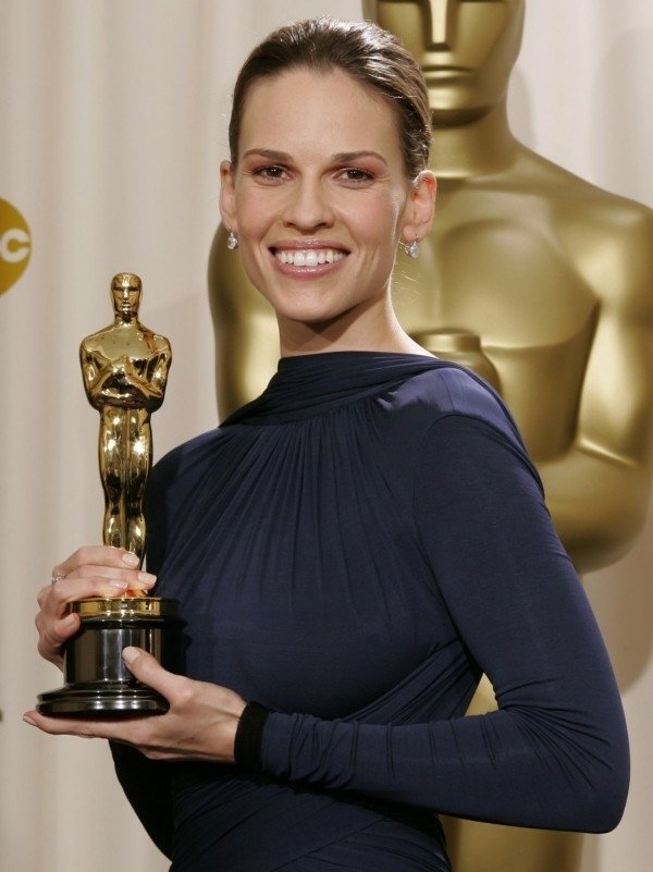 Hilary-Swank-018.jpg