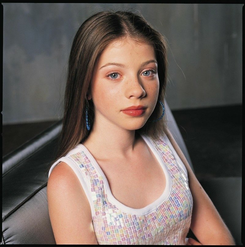 Michelle-Trachtenberg-507.jpg