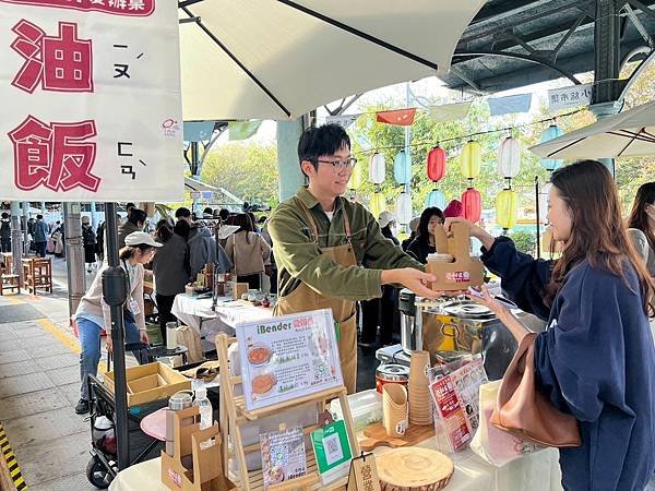 高雄市政府 陳其邁市長、林欽榮、羅達生副市長、郭添貴秘書長、