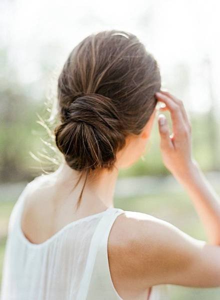 Wispy-low-set-updo-.jpg