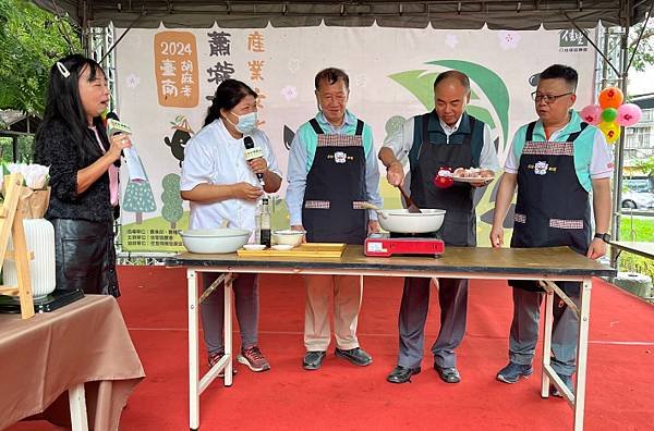 臺南市政府 黃偉哲市長、趙卿惠、葉澤山副市長、方進呈秘書長、