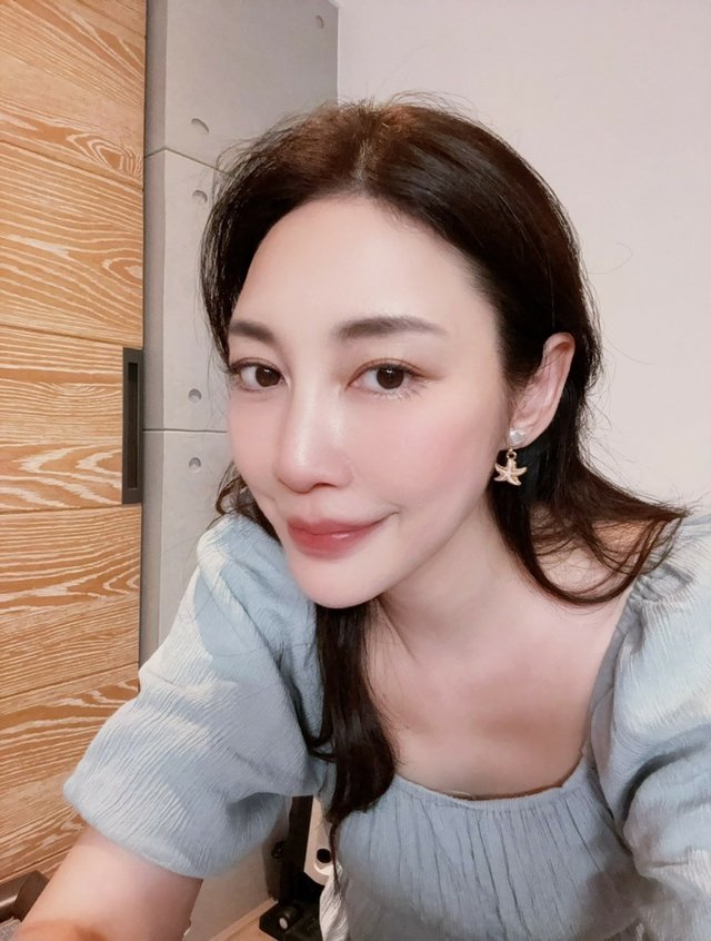 無耳洞也能輕鬆變美！OSMAR 絢彩家黏貼式耳環與磁吸項鍊的