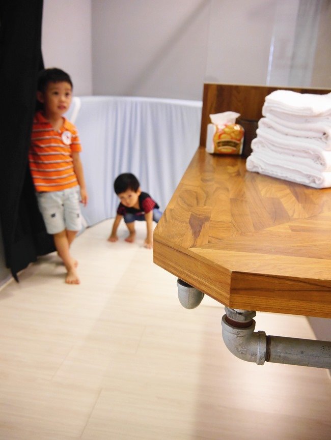 老宅改造。非住不可的台南NO.37 HOUSE。自在工業風旅居推薦