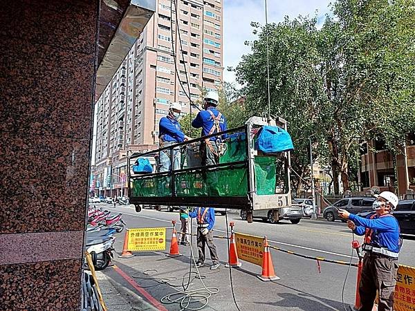 高雄市政府 陳其邁市長、林欽榮、羅達生副市長、郭添貴秘書長、