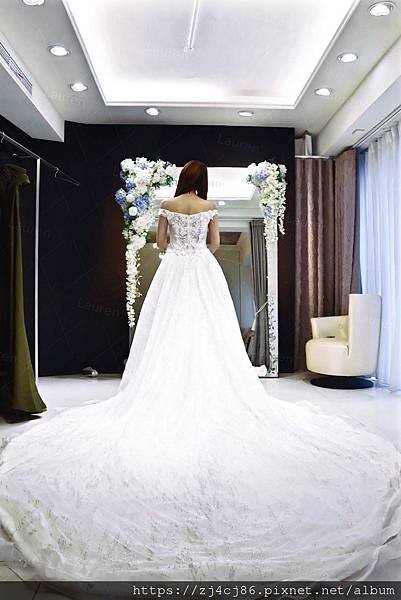 LINE_ALBUM_221216_32.jpg