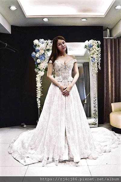 LINE_ALBUM_221216_1.jpg