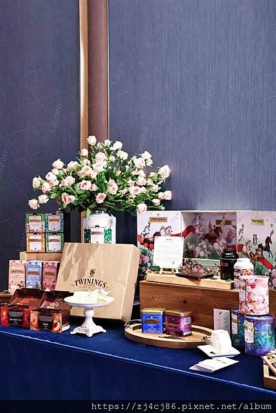 LINE_ALBUM_221121_100.jpg