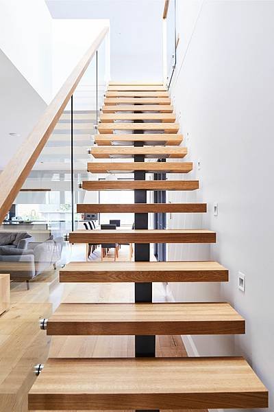 Springfield Road - S%26;A Stairs.jfif