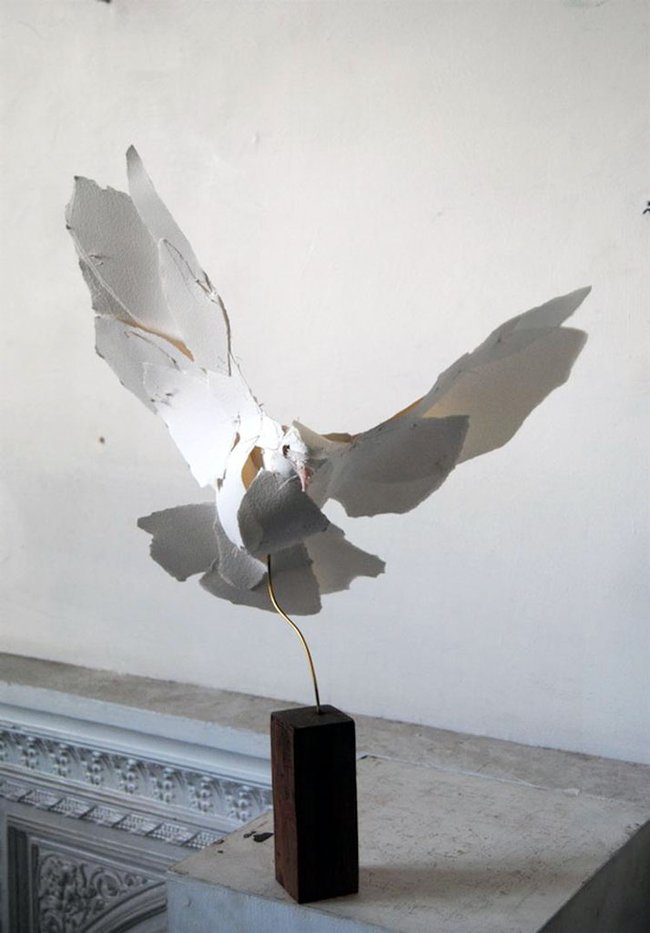 paper-sculptures-by-Anna-Wili-Highfield-8.jpg