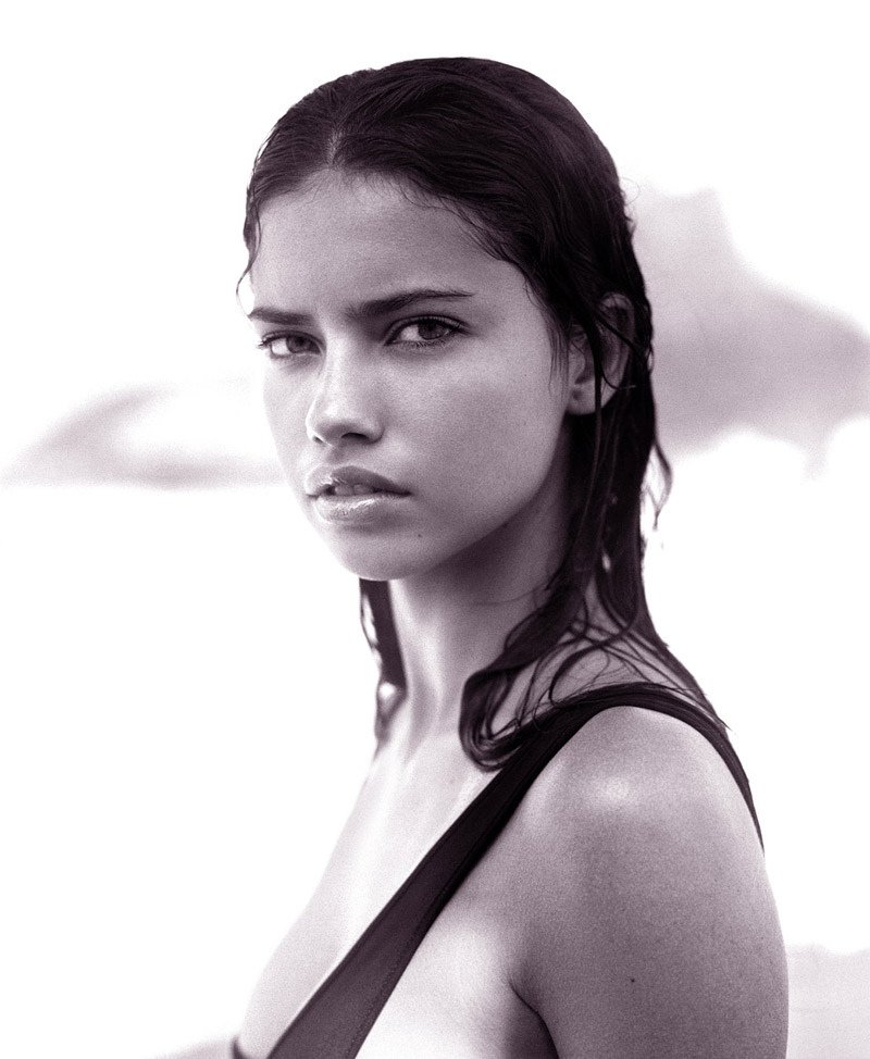 Adriana-Lima-098.jpg