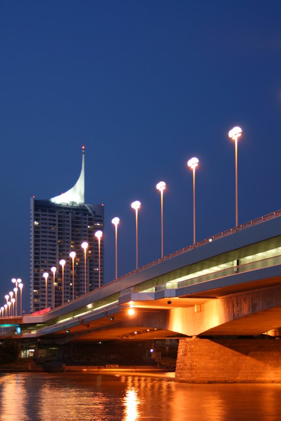 UNO bridge night.jpg