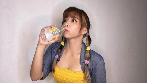 049CD048-33AC-4BD1-BFD7-F859408FF007