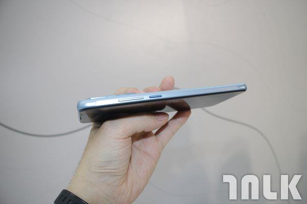 Desire 20 pro (6).jpg