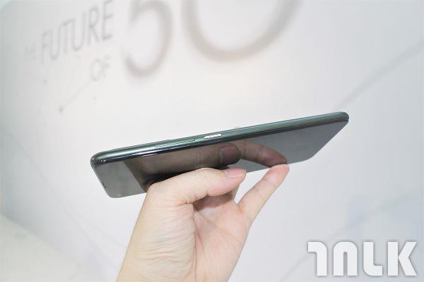 HTC U20 5G (6).jpg