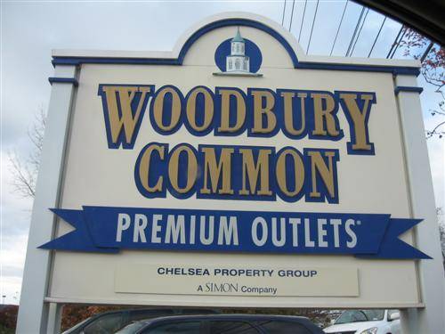 「woodbury outlet」的圖片搜尋結果