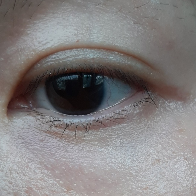 眼下細紋👇好像沒啥神奇的功效🤪