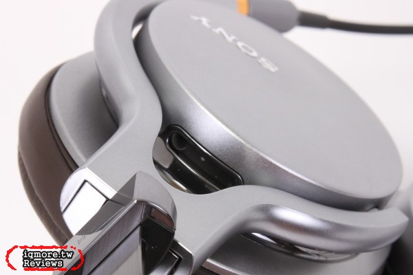  SONY MDR 1A 耳罩式高解析耳機 評測，也能變身耳麥使用