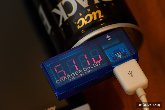 梅問題－[3C]《充電Doctor》USB電壓電流檢測器(免用電表)