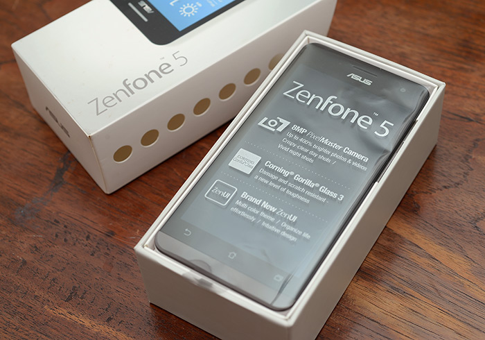 梅問題－《ASUS ZenFone5》超值平價5吋Android手機與Sony BSI相機鏡頭