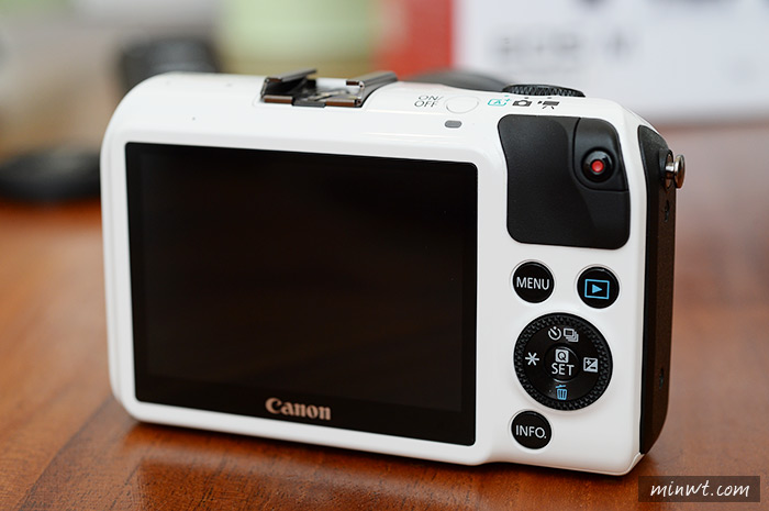 梅問題－《Canon eos M》微單初體驗與實拍