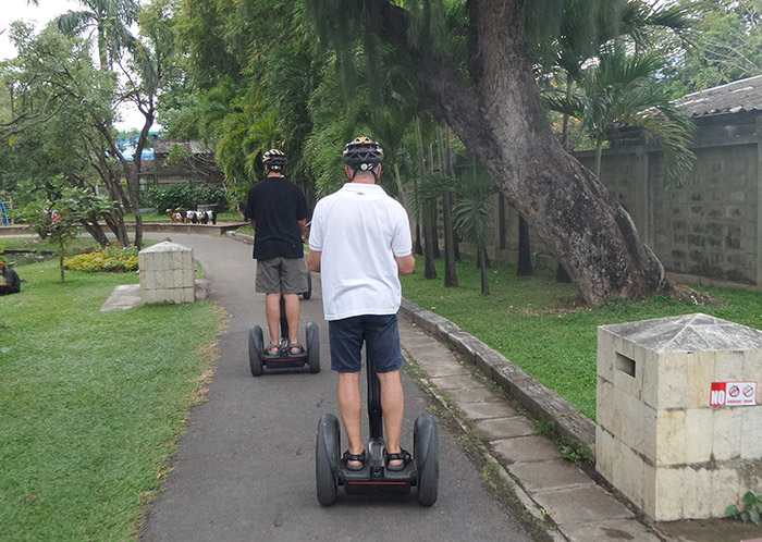 梅問題－《泰國自助》Segway賽格威遊清邁古城