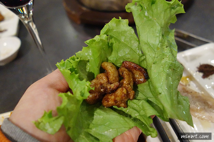 梅問題－《紅酒乾杯微風店》迷人微醺的燒肉小酒館