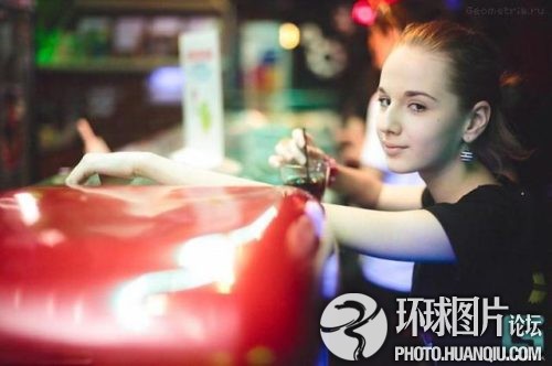 俄羅斯兒童夜店，張大你的嘴，震驚吧! 