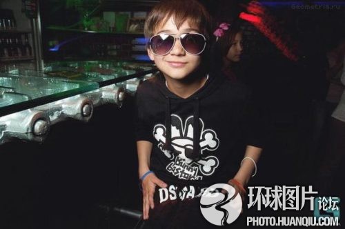 俄羅斯兒童夜店，張大你的嘴，震驚吧! 
