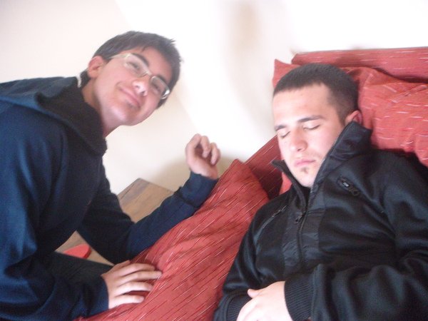 Oppido~naughty Renato n sleeping Domy 頑皮雷納多與熟睡的小多