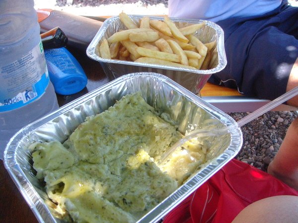 conneto beach lunch 卡耐多海灘午餐