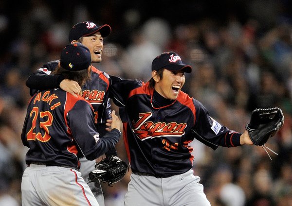 13a5fd5feafbff02cc5711a2edcf2a9d-getty-83759387kd007_world_basebal.jpg
