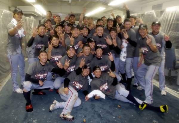 7b04336ef22c3fc4d60b74a9a5ac0b5b-getty-83759387ps065_world_basebal.jpg