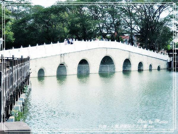 台南。天鵝湖環保水上公園