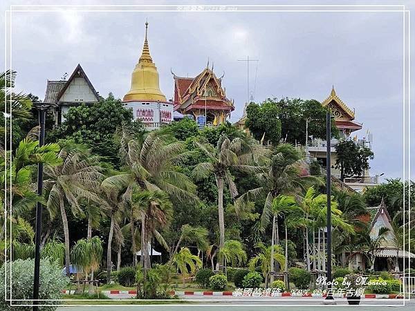 泰國芭達雅。KOH LOI百年古廟