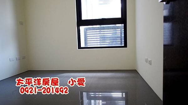 椰林IS全新邊間視野戶~售1280萬~買房賣屋請指名太屋小愛0921-201492