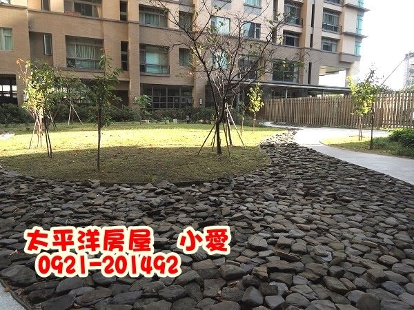 高鐵風中緋櫻大棟距三房雙車~降1050萬~買房賣屋請指名太屋小愛0921-201492