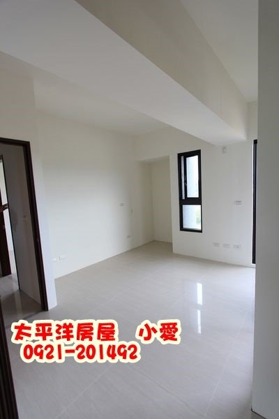 高鐵【群新墨客】全新視野三房~售1298萬~買房賣屋請指名太屋小愛0921-201492