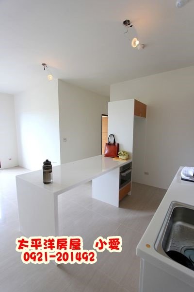 高鐵【群新墨客】全新視野三房~售1298萬~買房賣屋請指名太屋小愛0921-201492