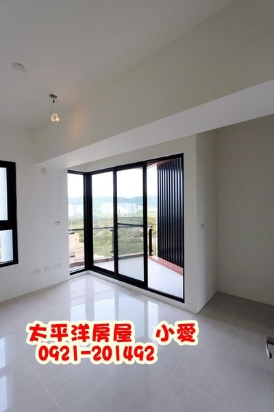 高鐵【群新墨客】全新視野三房~售1298萬~買房賣屋請指名太屋小愛0921-201492