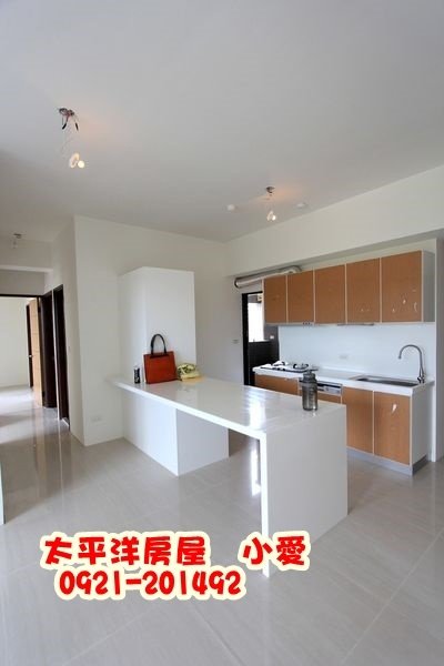 高鐵【群新墨客】全新視野三房~售1298萬~買房賣屋請指名太屋小愛0921-201492